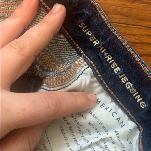 American Eagle Ripped Skinny High rise Jeggings - Picture 3 of 3